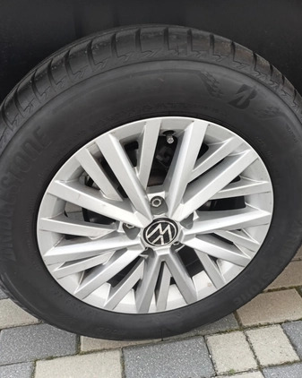 Volkswagen T-Roc cena 107000 przebieg: 21900, rok produkcji 2022 z Białystok małe 121